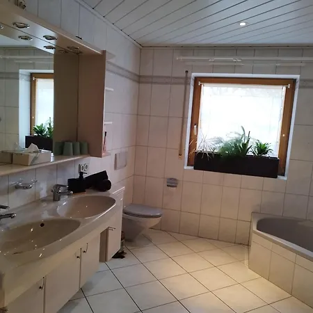 Vibe Naturnah 3 Bis 10 Gaeste Bis Zu 140 Qm * 노이막트인더오버팔츠